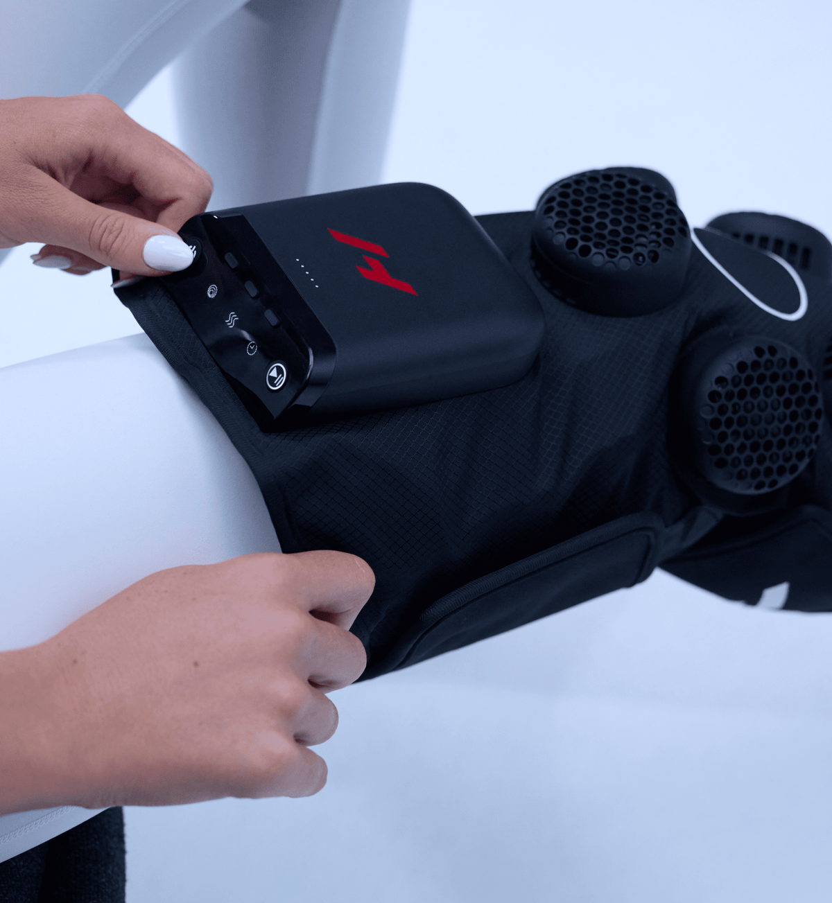 hyperice-x-2-knee-dispositif-lectronique-de-contraste-thermique-pour-genou-avec- image 3